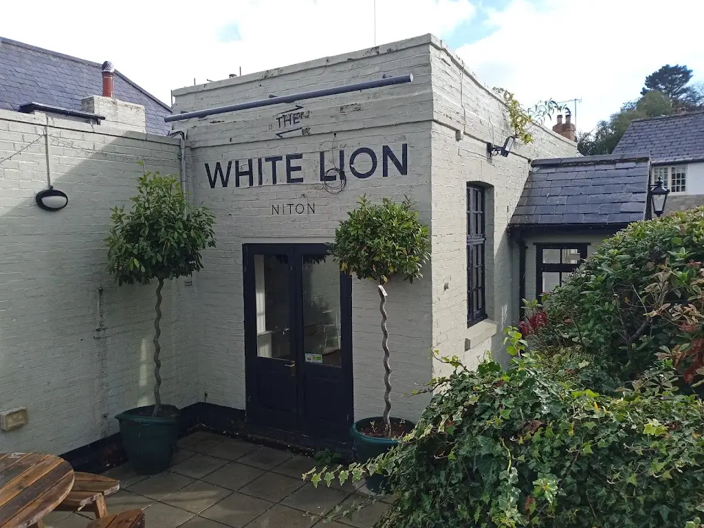 The White Lion restaurant in Niton