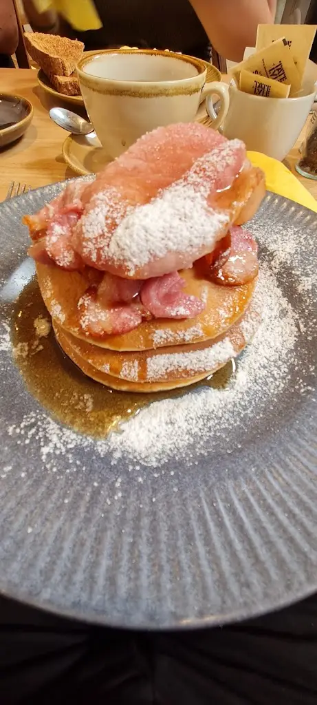 Wood Yews_Elmham Tea Post_North Elmham_review