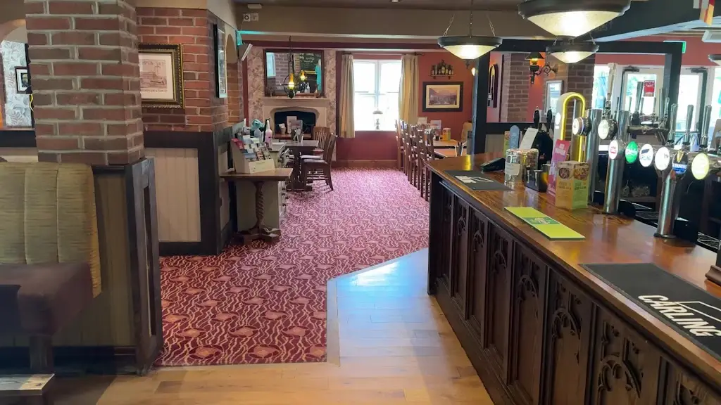 GRUMPY FOX_Sandpiper_North Ferriby_review