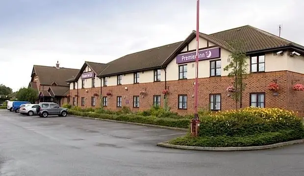 Premier Inn Grimsby hotel_North Lincolnshire_slider_image_1