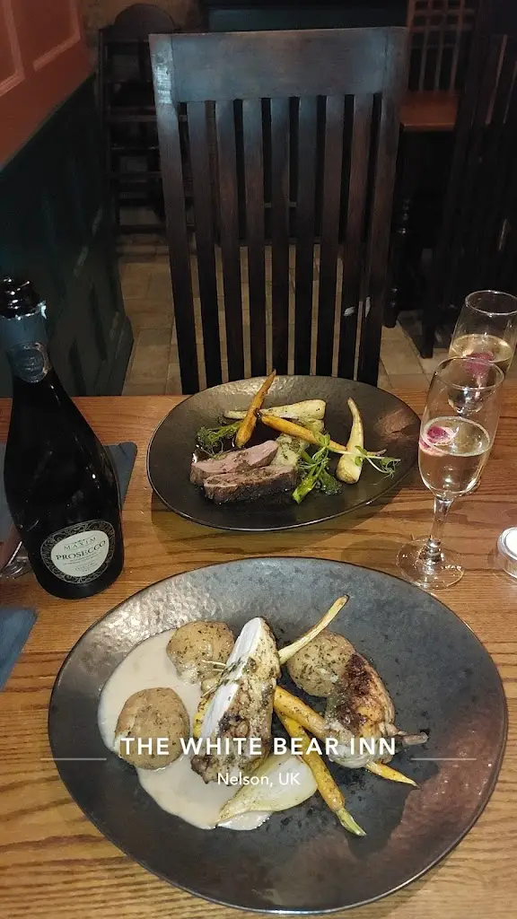 Chris Brown_White Bear Inn, Nelson_Barrowford_review