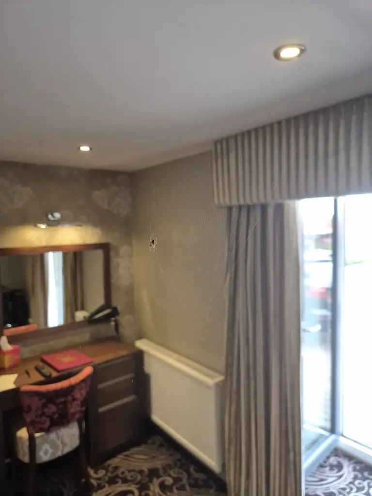 Ben Rayner_Winteringham Fields_North Lincolnshire_recensione