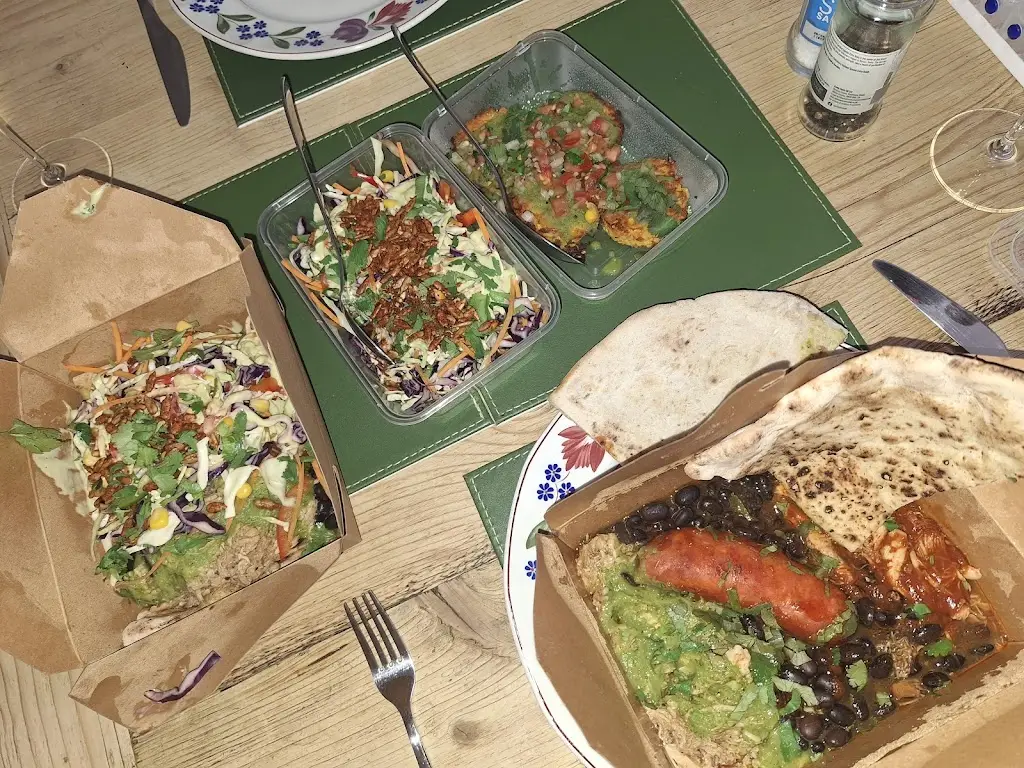 El Antojito_North Leigh_slider_image_3