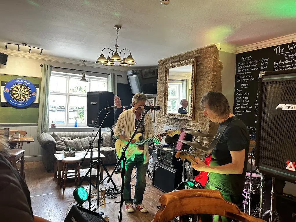 The Woodman at North Leigh restaurant in North Leigh