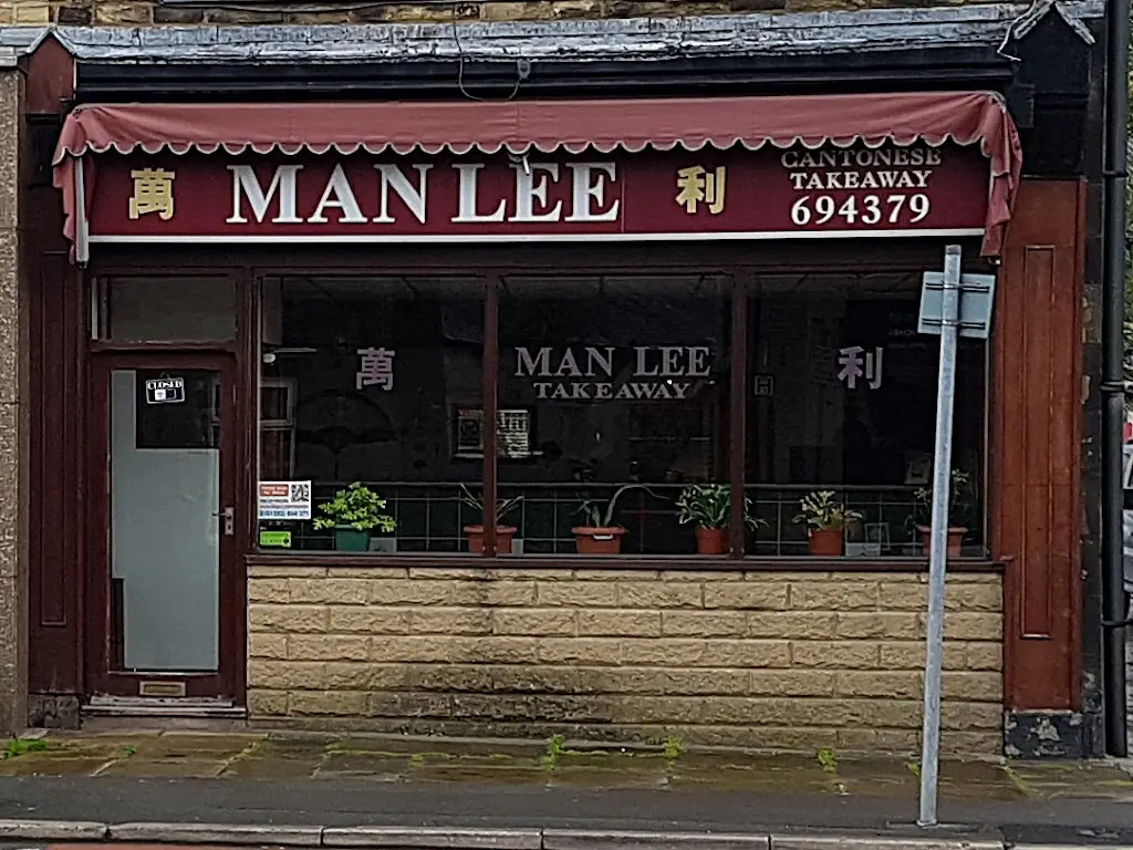 Man Lee_Barrowford_slider_image_2