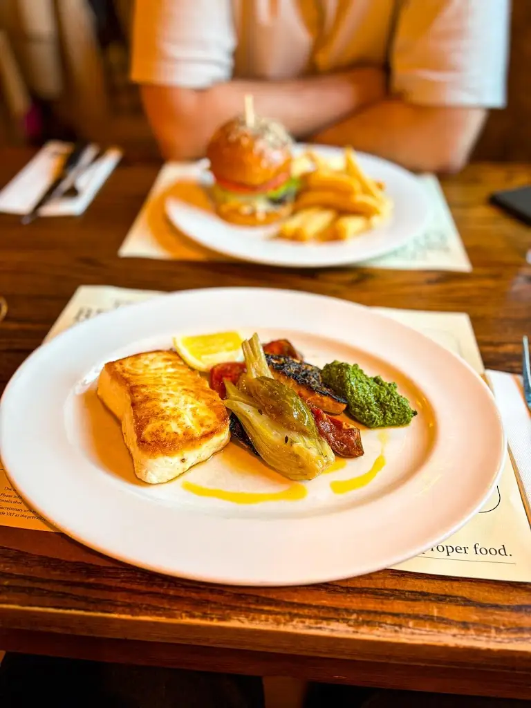 Alex Golgojan_The Broad Chare_Newcastle upon Tyne_review