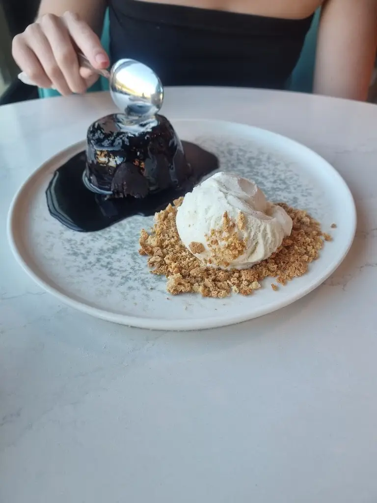 Louise Taylor_Gino D'Acampo Restaurant Quayside Newcastle_Newcastle upon Tyne_review