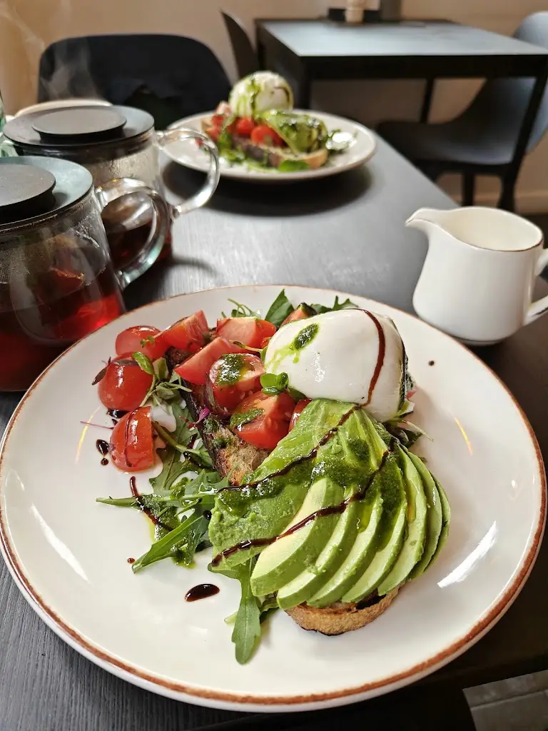 Aldbourne Coffee Shop/Cafe_Aldbourne_slider_image_3