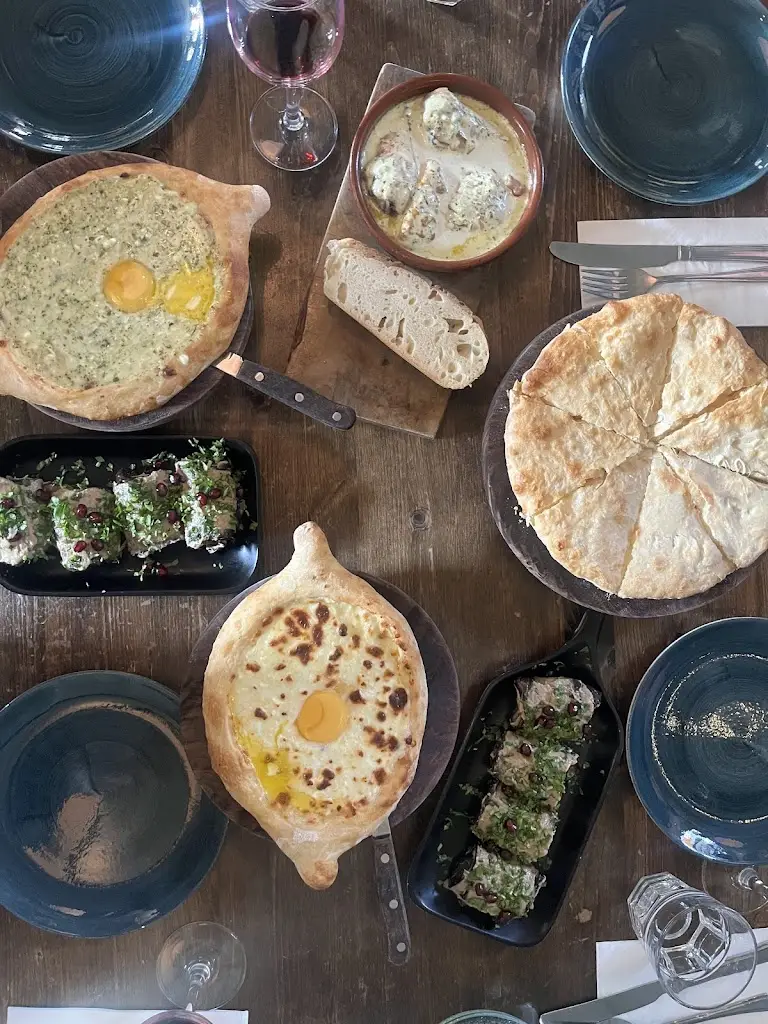 Nataliia Semenenko_Little Georgia_Barnsbury_review