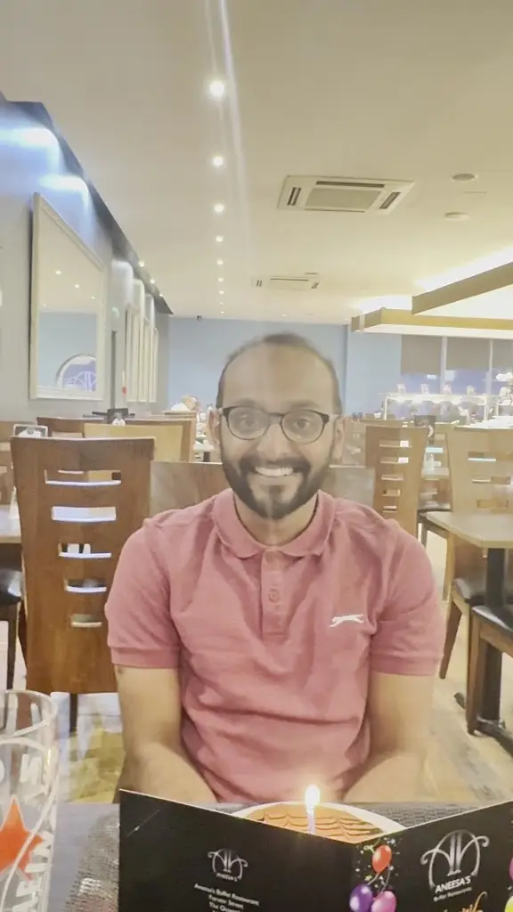 Buddhima Dhanushka_Aneesa's Buffet Restaurant_Newcastle upon Tyne_review