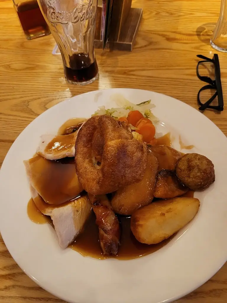 Clive Griffiths_Drove Brewers Fayre_Newhaven_review