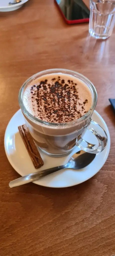 Menu_Porto & Fi Deli Bistro_Newhaven_image_7