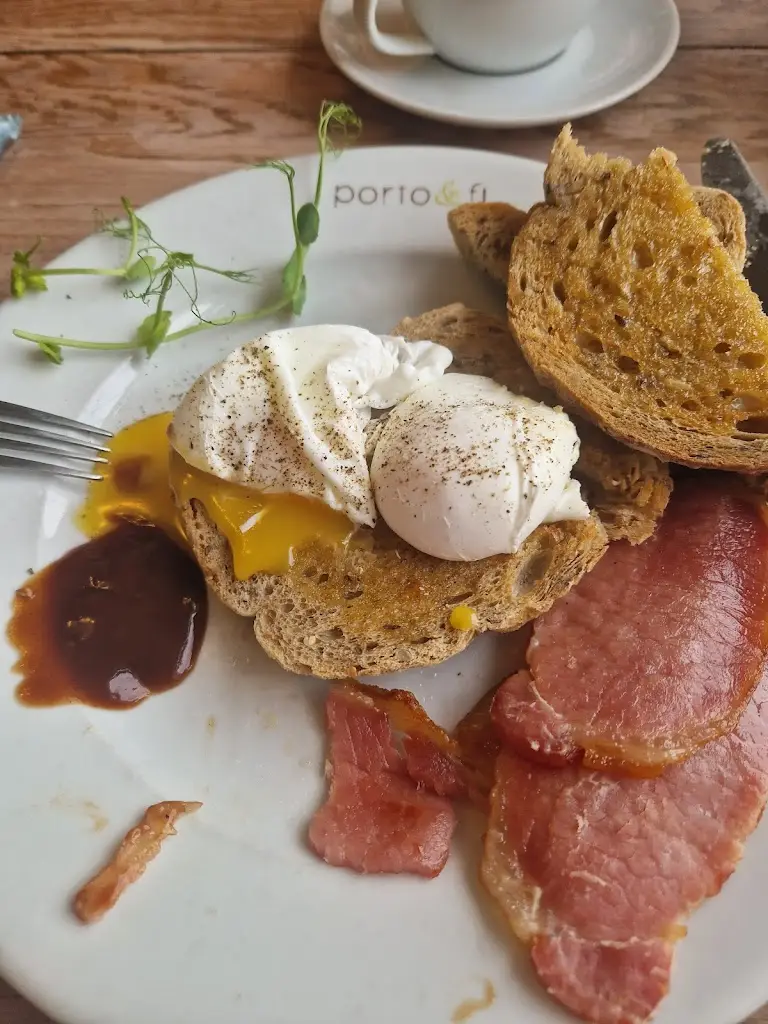 Naomi Mclaughlin_Porto & Fi Deli Bistro_Newhaven_review