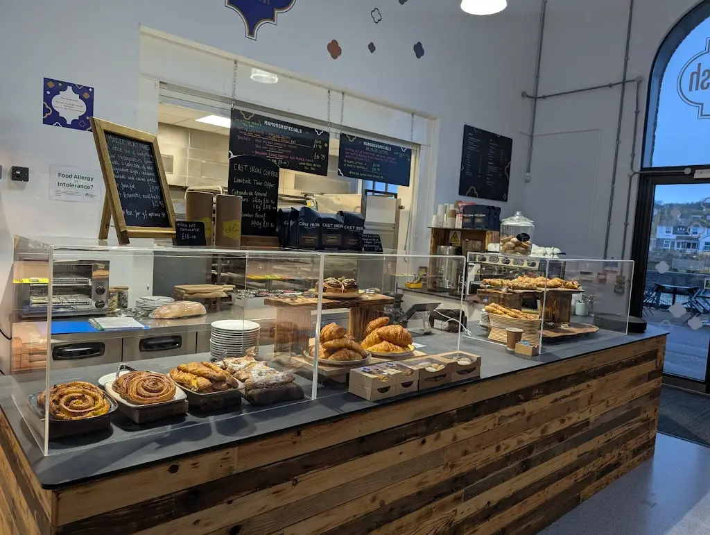 Mamoosh Riverside_Newhaven_slider_image_1