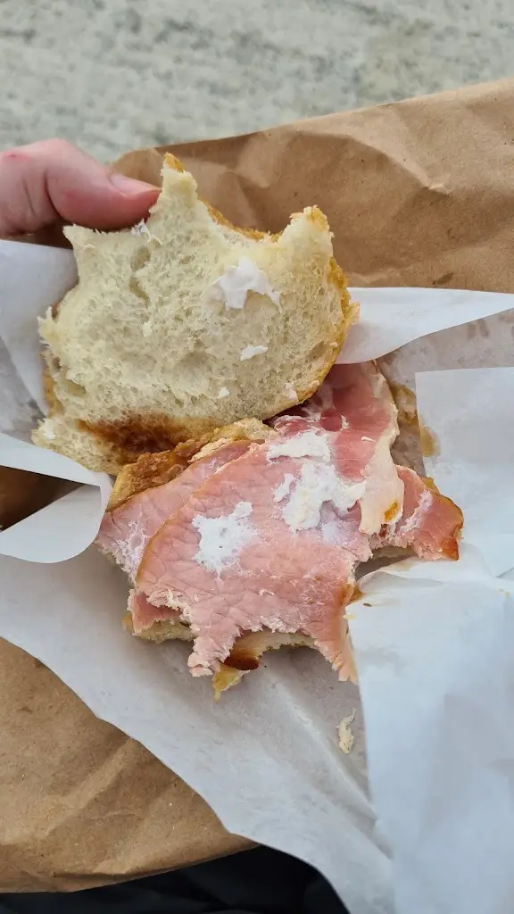 Gregor S_Seaford Piggery_Newhaven_review