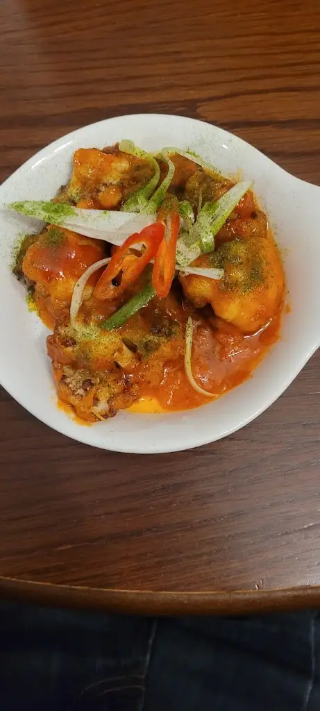 Adam Roberts_The New Inn_North Thoresby_review