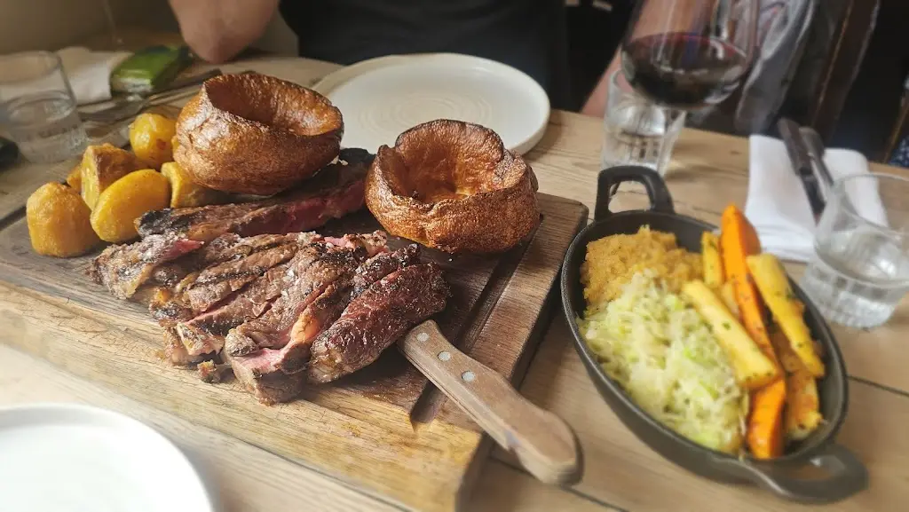 Kelechi Gibbons_The Pig and Butcher_Barnsbury_review