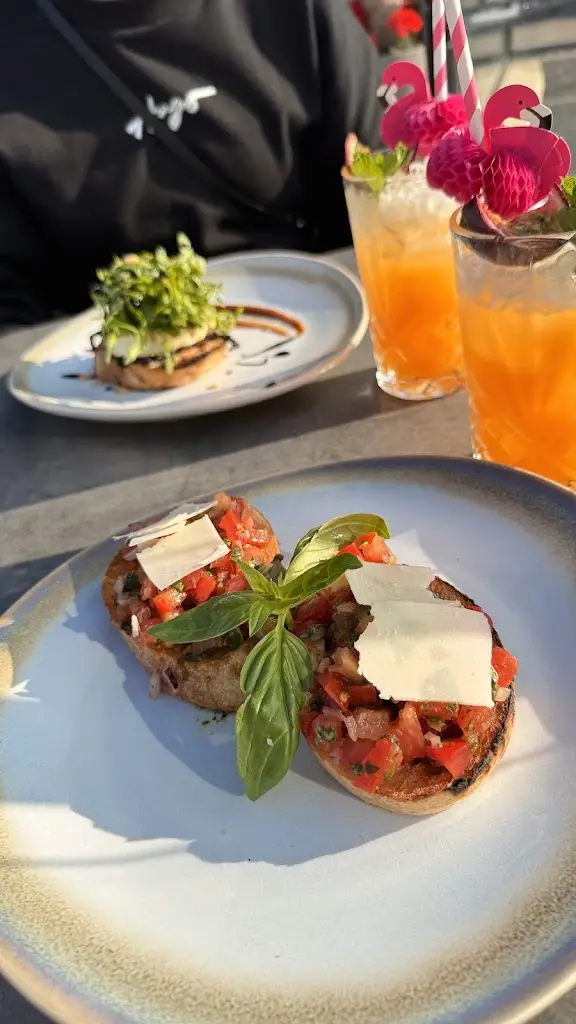 Gabriela Lopatka_Il Michelangelo Weston_North Somerset_review