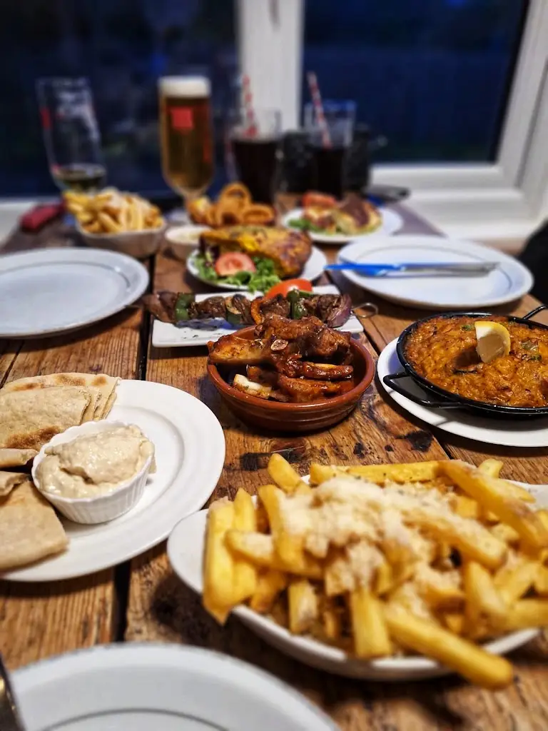 Steve Milne_Los Reyes Tapas & Wine Bar_Newport_recensione