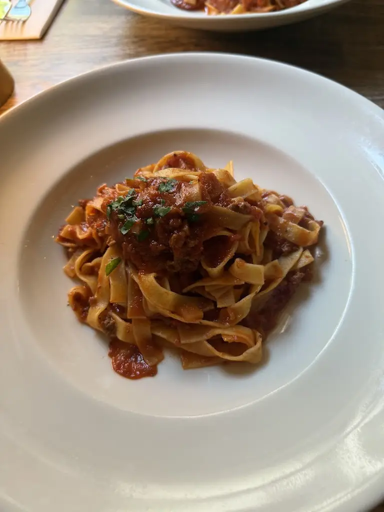 Kat Tully_Mio Fiore_Newbury_recensione