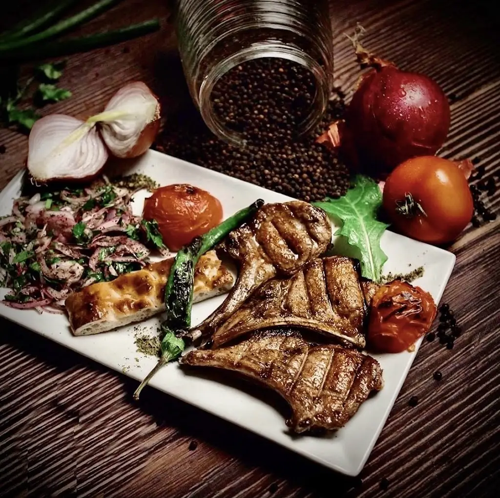 Turkuaz Restaurant & Bar_Newbury_slider_image_3