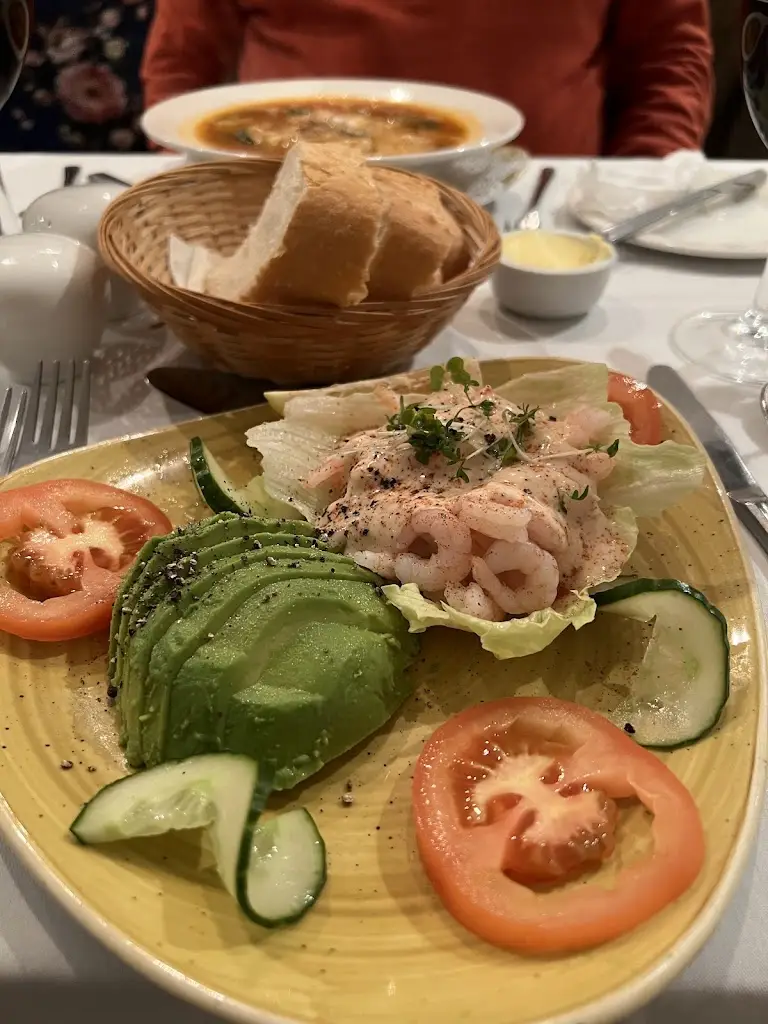 Almona Choudhury_Valle D'oro Restaurant_Newbury_review