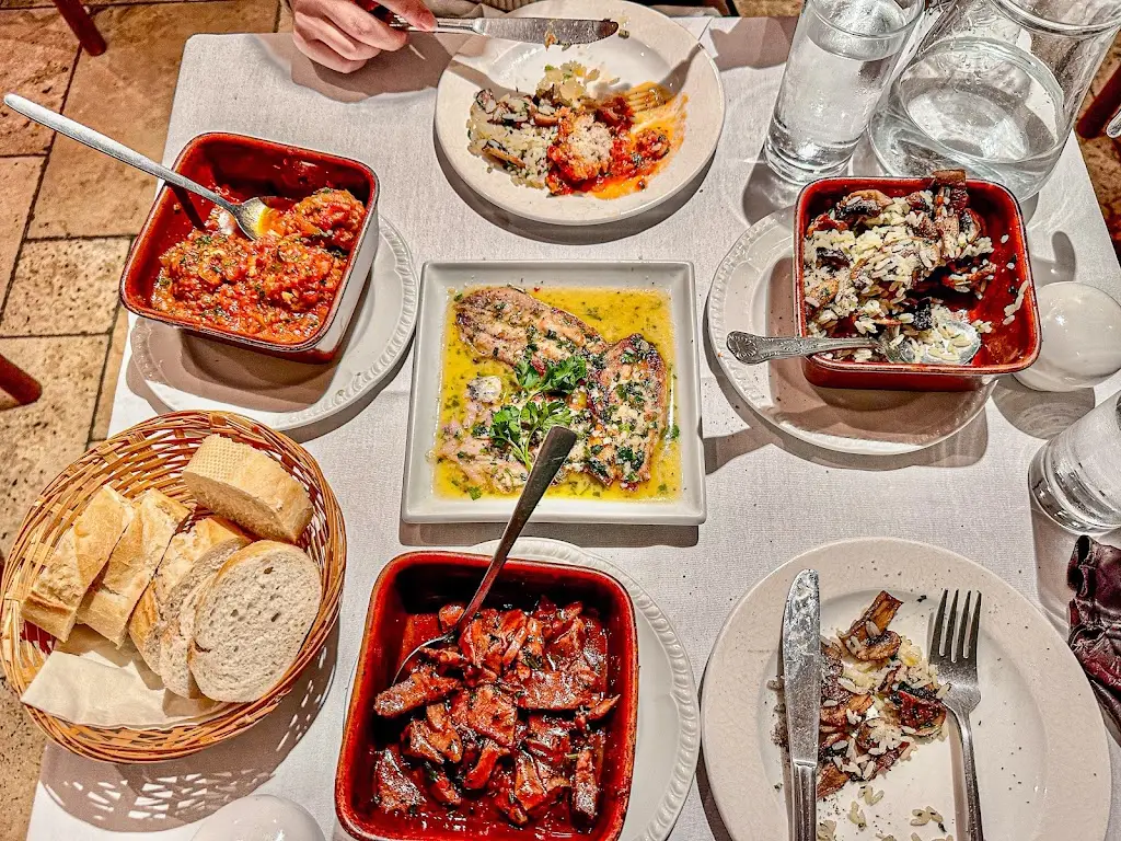 Valle D'oro Restaurant_Newbury_slider_image_3