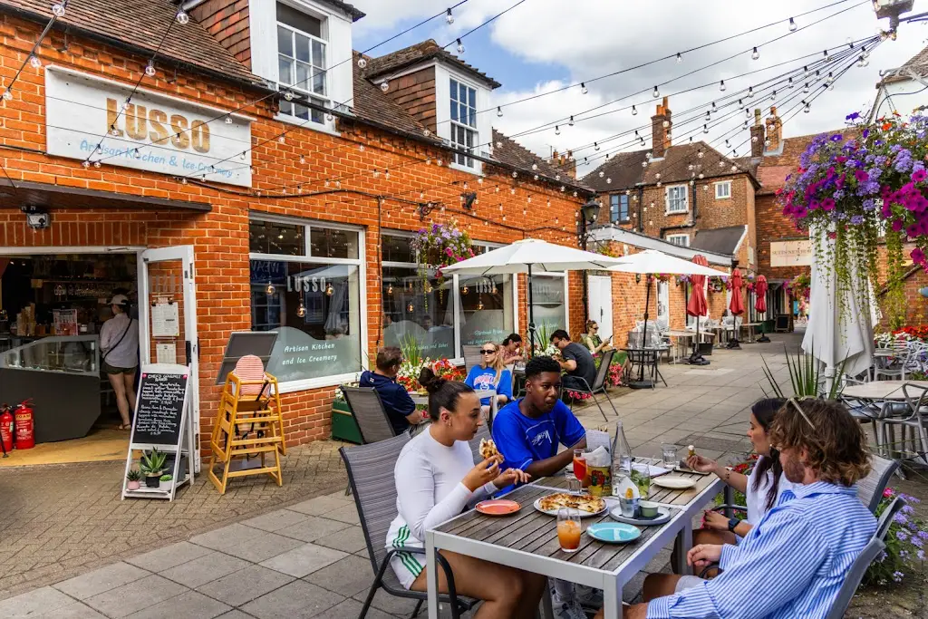 Lusso Restaurant in Newbury