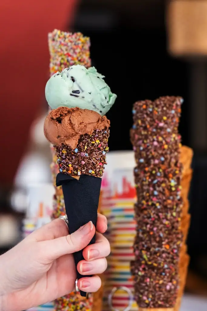 Lusso_Newbury_slider_image_2