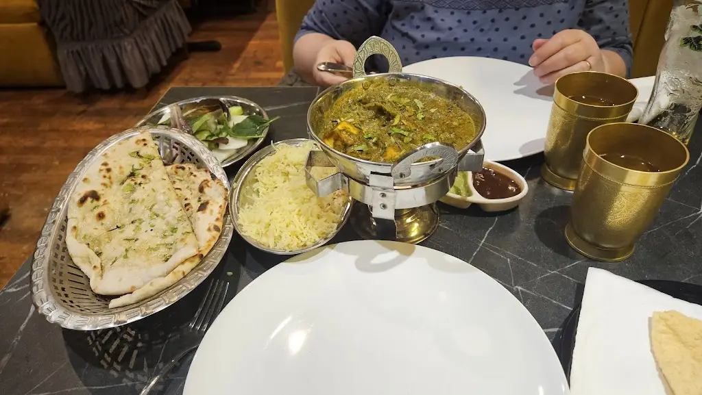 Dani Ivancia_Punjabi Virsa - Cafe & Restaurant_Newbury_review