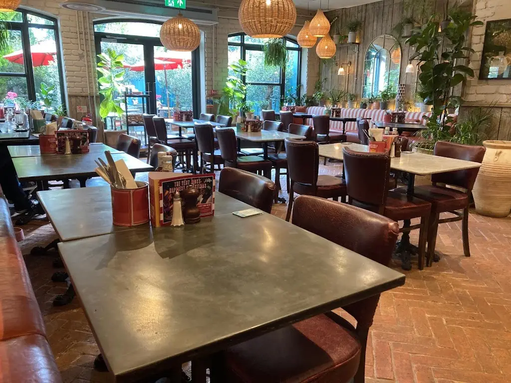 Linda Gillon_Bill’s Newbury Restaurant_Newbury_review