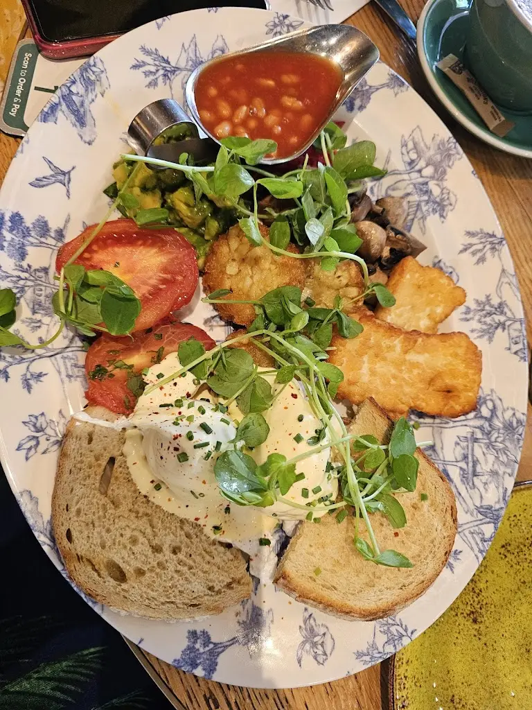 Marina Lavigne_Bill’s Newbury Restaurant_Newbury_review