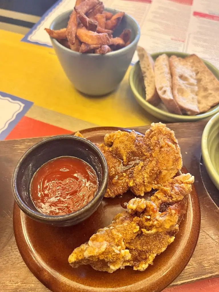 Orsi Jakab_Cobrizo Lounge_Newbury_review