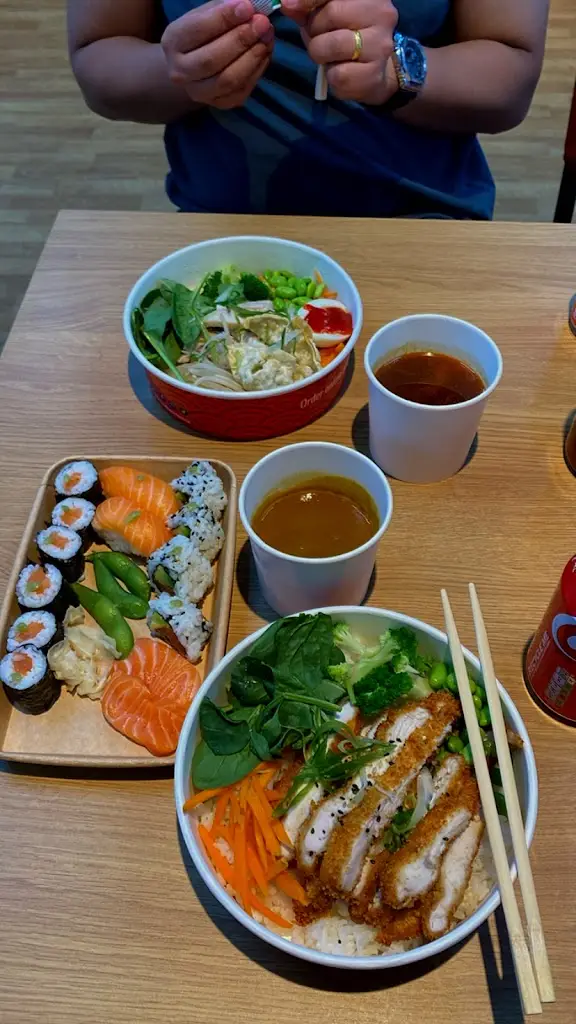 Sophie Sherpa_Iro Sushi_Newbury_review
