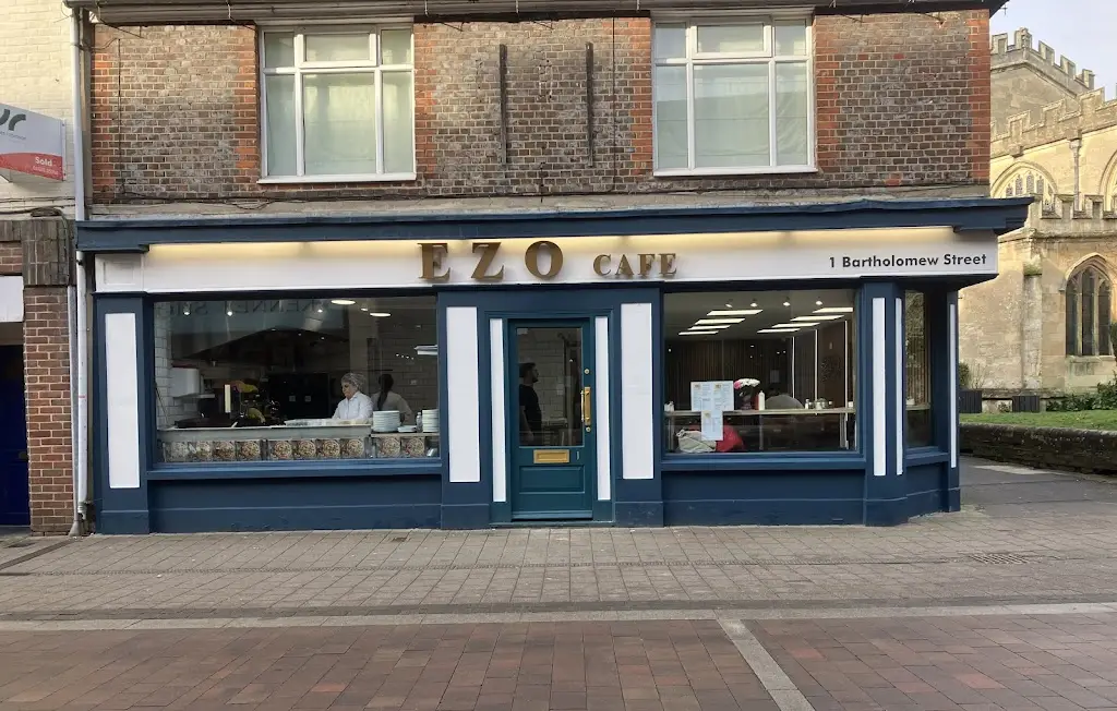Ezo Cafe ristorante a Newbury