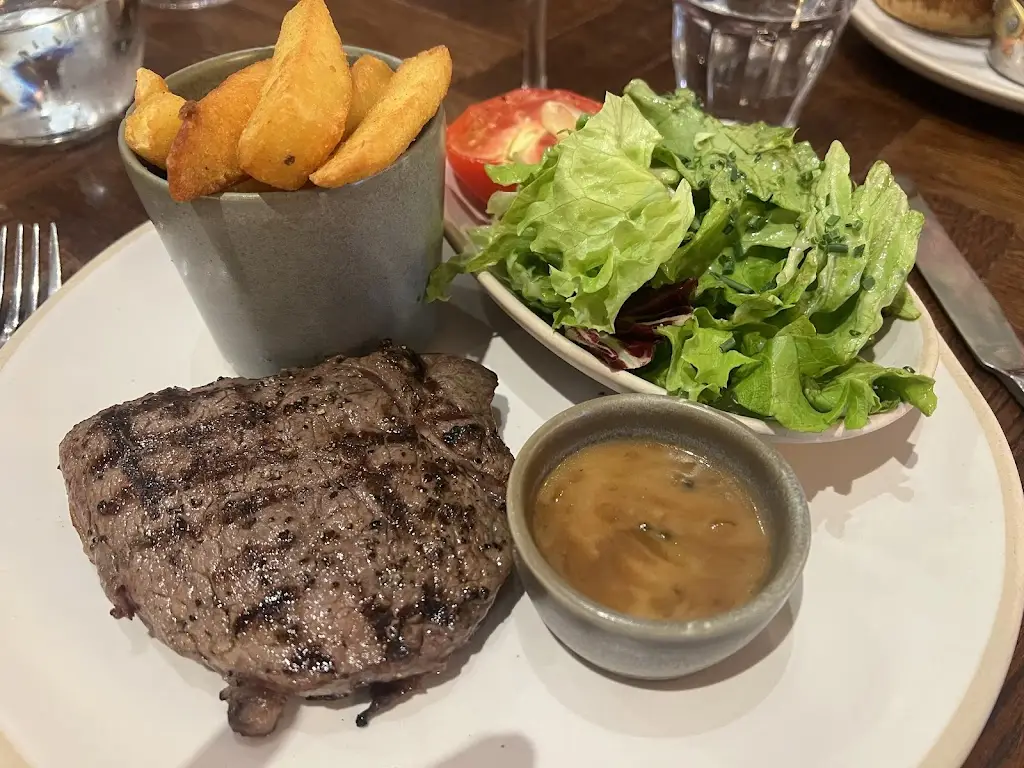 The Coat & Bear_Newbury_slider_image_3