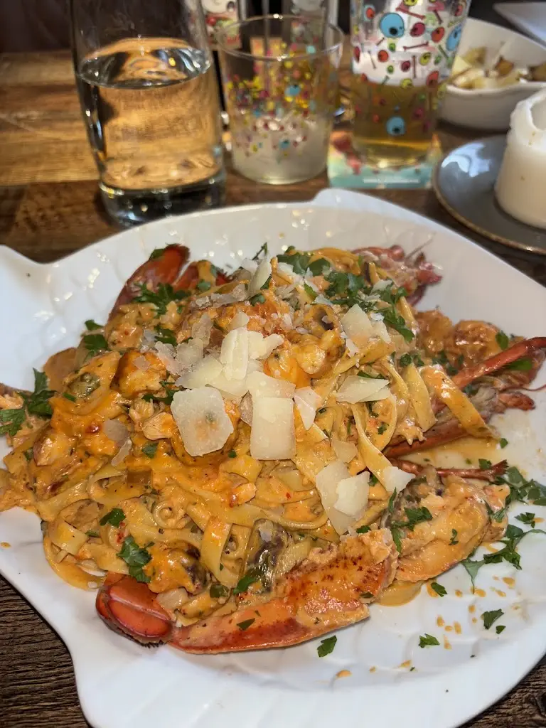 Laura Viana-Gardner_The Angler Oakham Hotel and Pub_Oakham_review