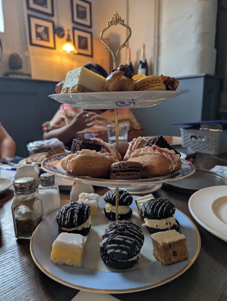 Anisha Patel_Cow and Plough_Oadby_review