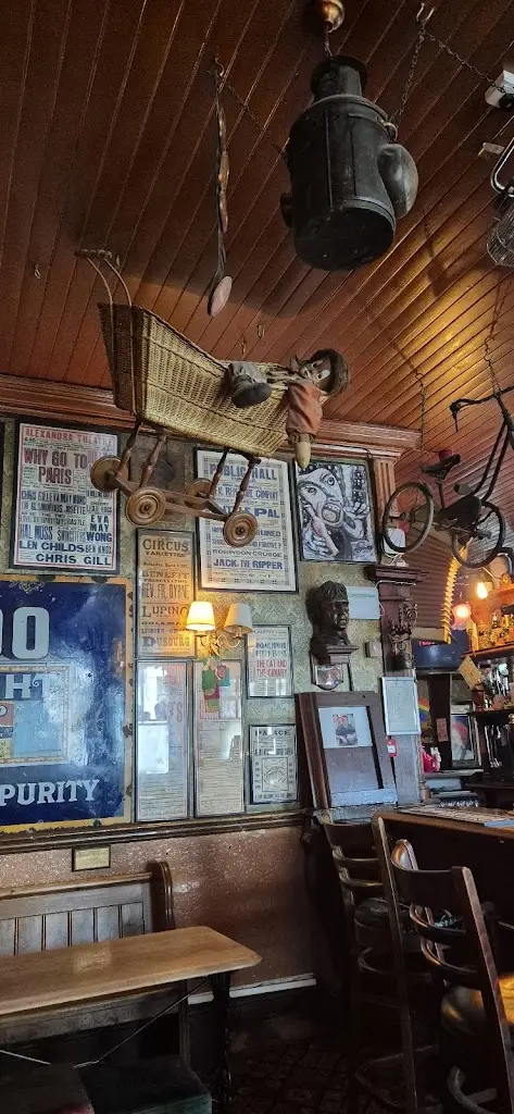 Jimmy Reynolds_The Hemingford Arms_Barnsbury_review