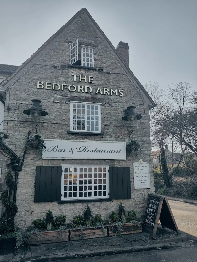 The Bedford Arms_Oakley_slider_image_1