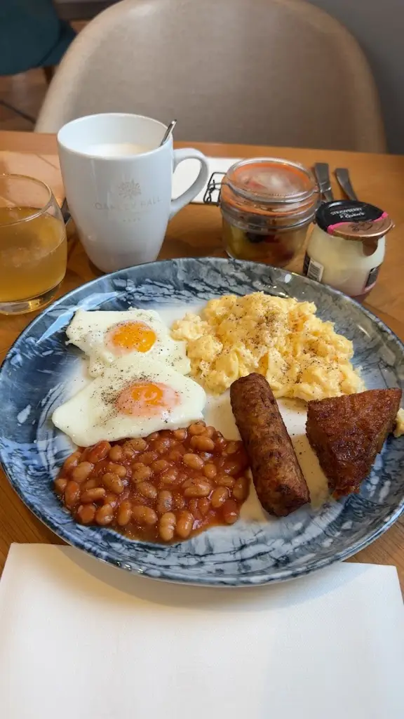 Hasan S_Oakley Hall Hotel_Oakley_review