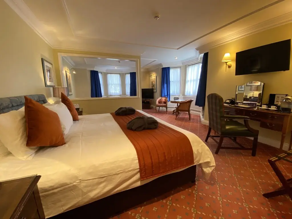 Oakley Court_Oakley_slider_image_3