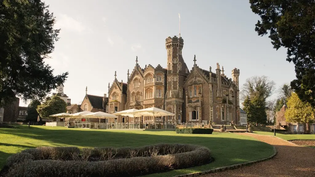 The Terrace at Oakley Court_Oakley_slider_image_3