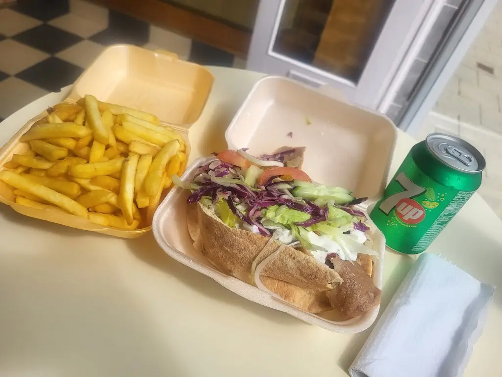 Yasmin Pukhtana_Kebab Ye Oakengates_Oakengates_review