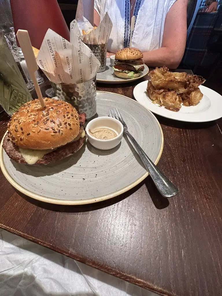 Annie Ogrady_Miller & Carter Telford_Oakengates_review