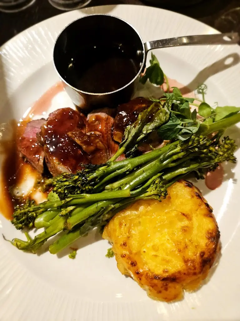 Natalie Bradbury_Miller & Carter Telford_Oakengates_review