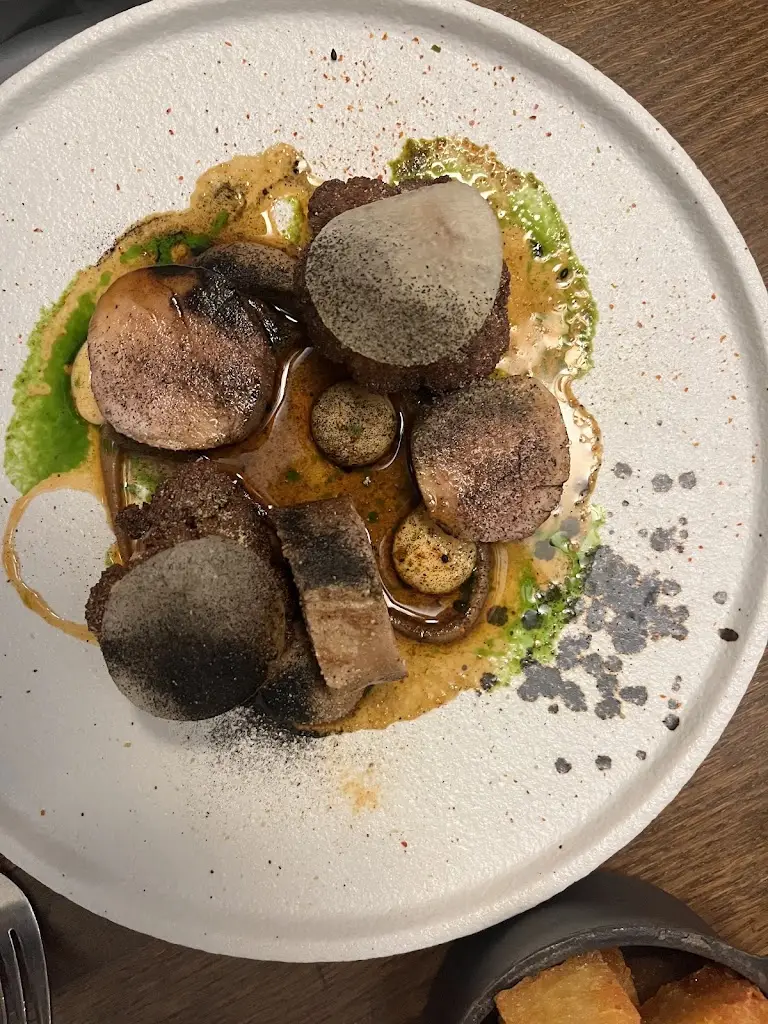 Menu_The Loch & The Tyne by Adam Handling Old Windsor_Old Windsor_image_7