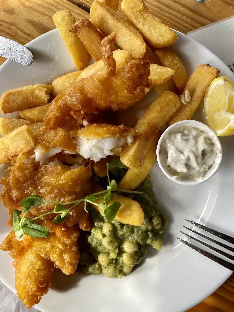 Menu_The Fox & Castle_Old Windsor_image_7