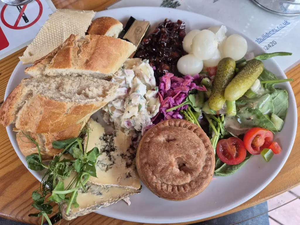 Christoffer Tengryd_The Fox & Castle_Old Windsor_review