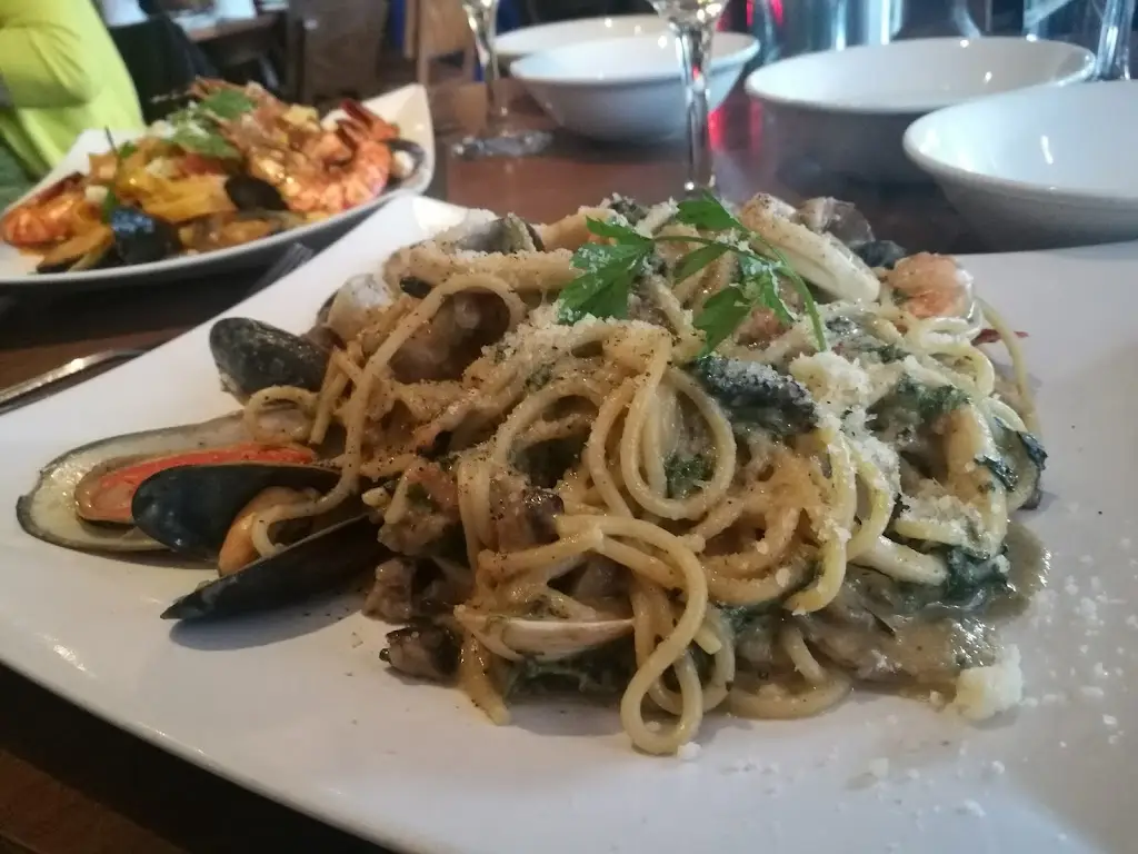 Menu_Punto Italian Pizzeria & Restaurant_Old Windsor_image_7